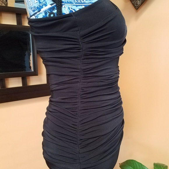 (SOLD) LITTLE BLACK DRESS - Picture 3 of 8